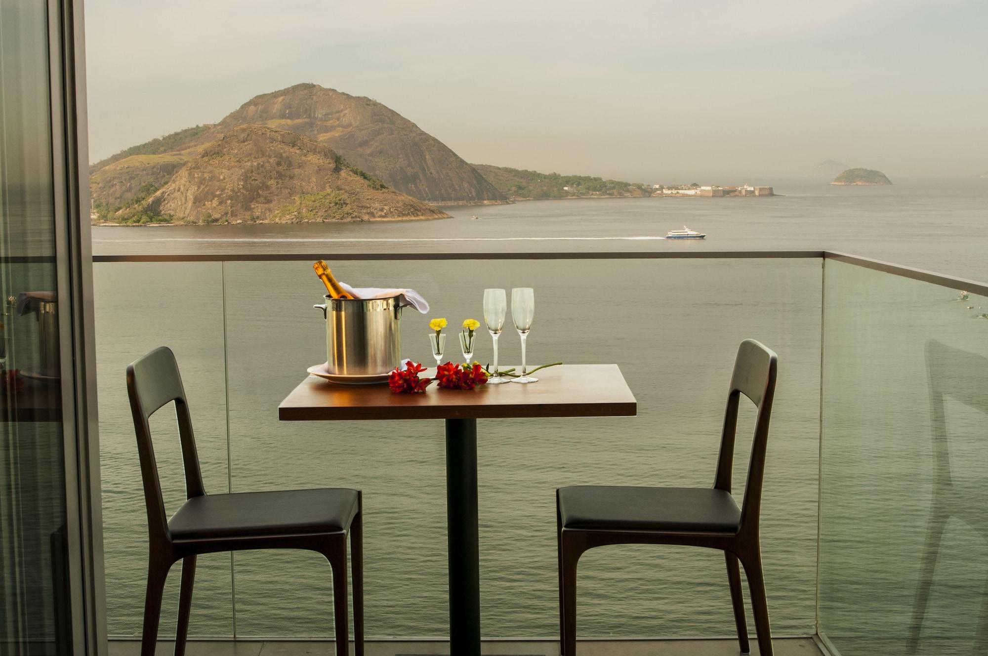 H Hotel 4*