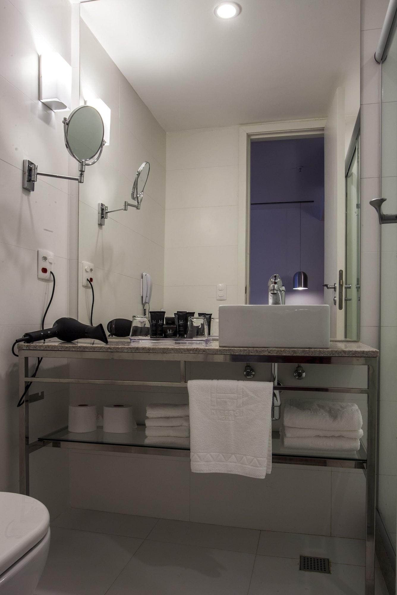 H Hotel 4*