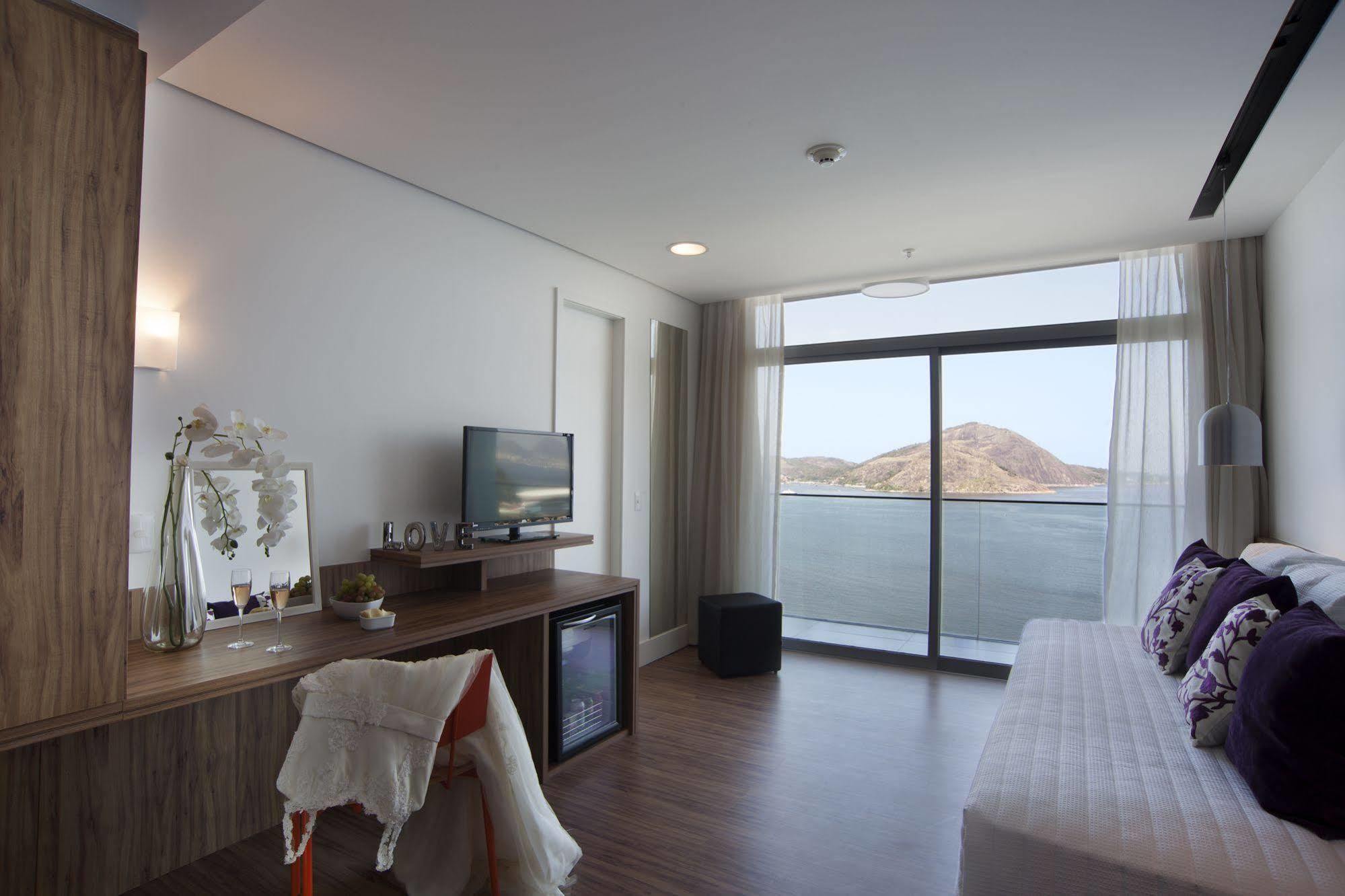 Hotel H 4*